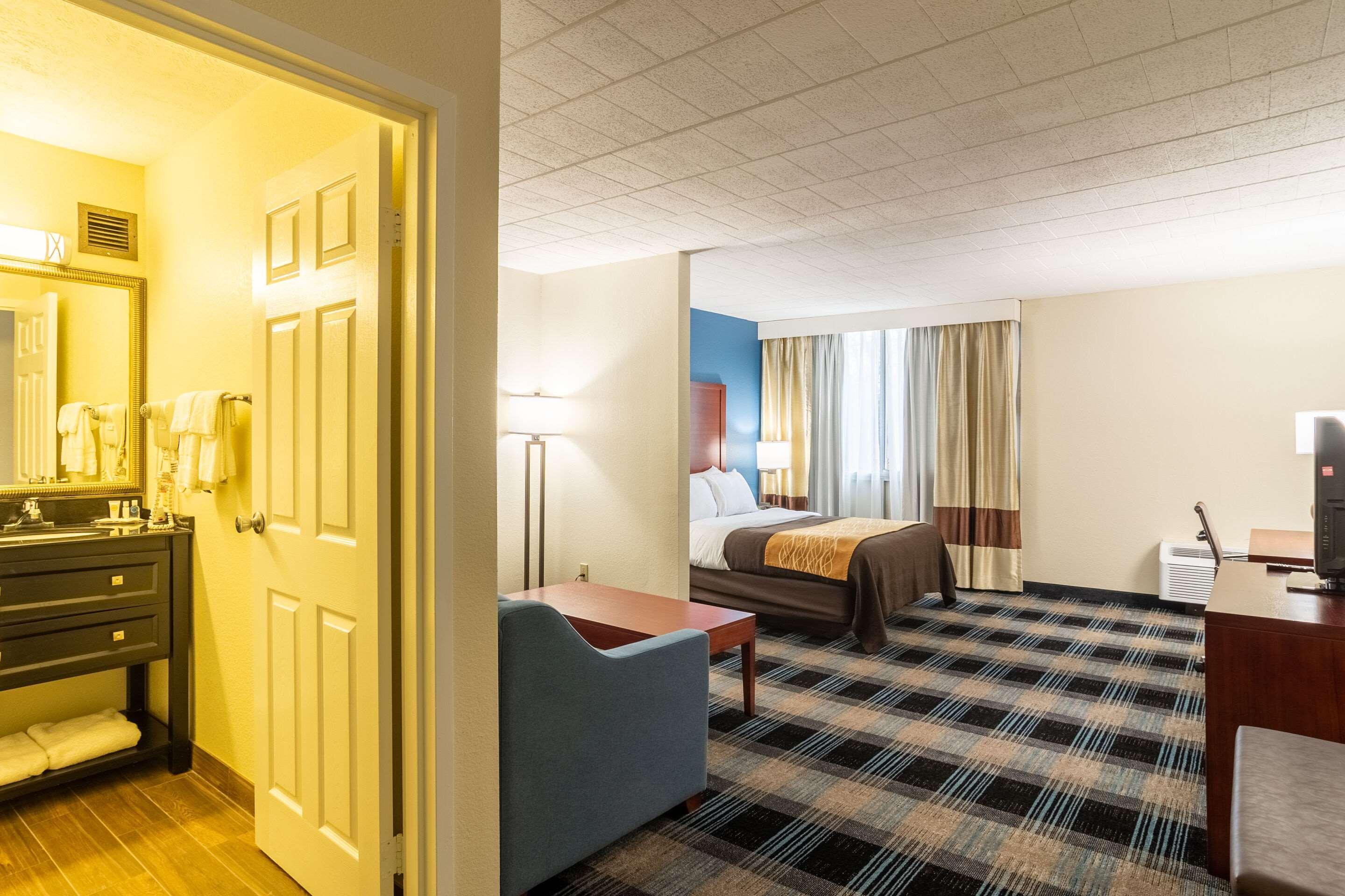 Mainstay Suites Verona Extérieur photo