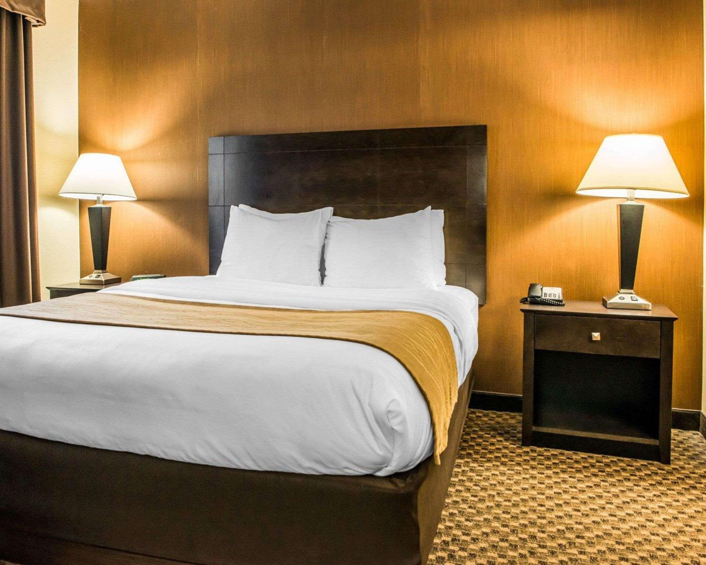 Mainstay Suites Verona Extérieur photo