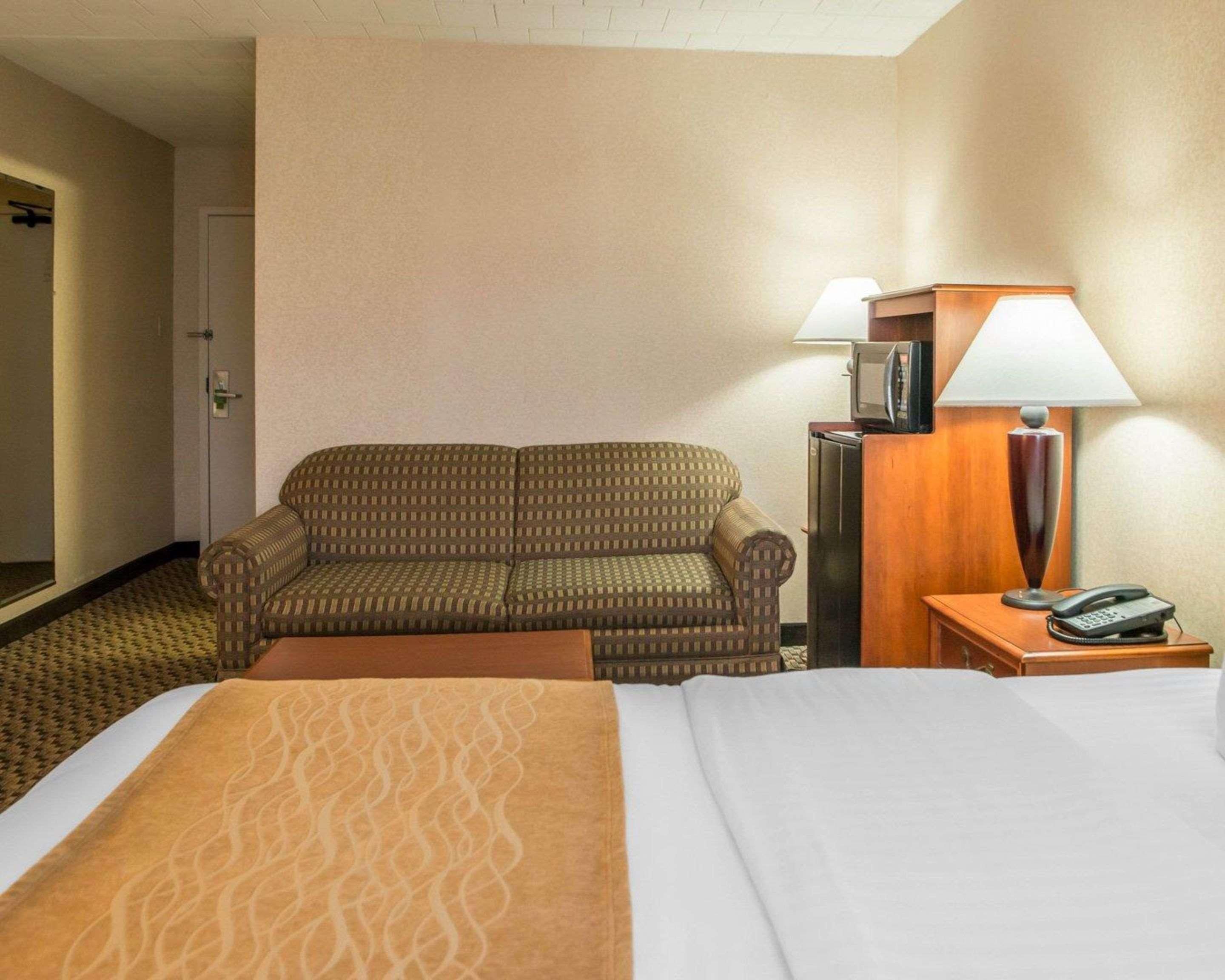 Mainstay Suites Verona Extérieur photo