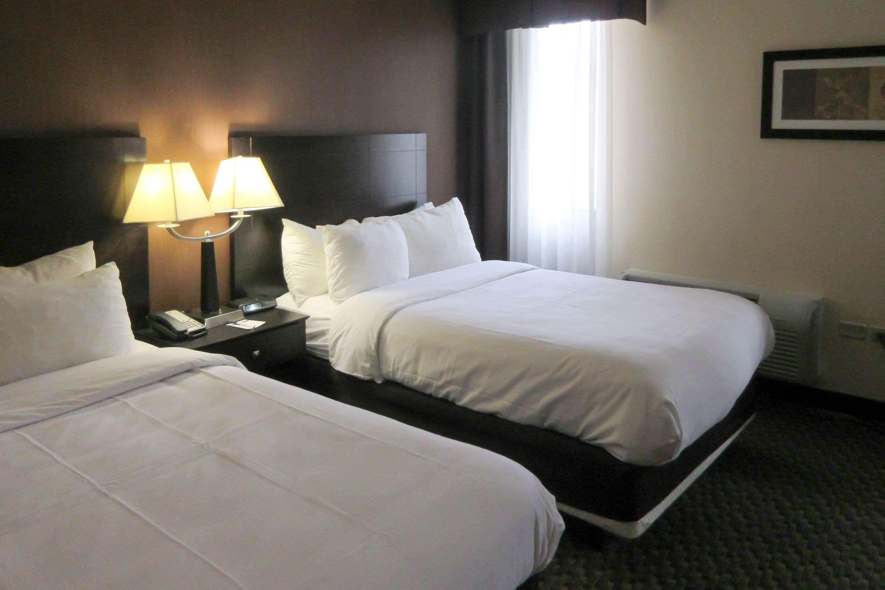 Mainstay Suites Verona Extérieur photo