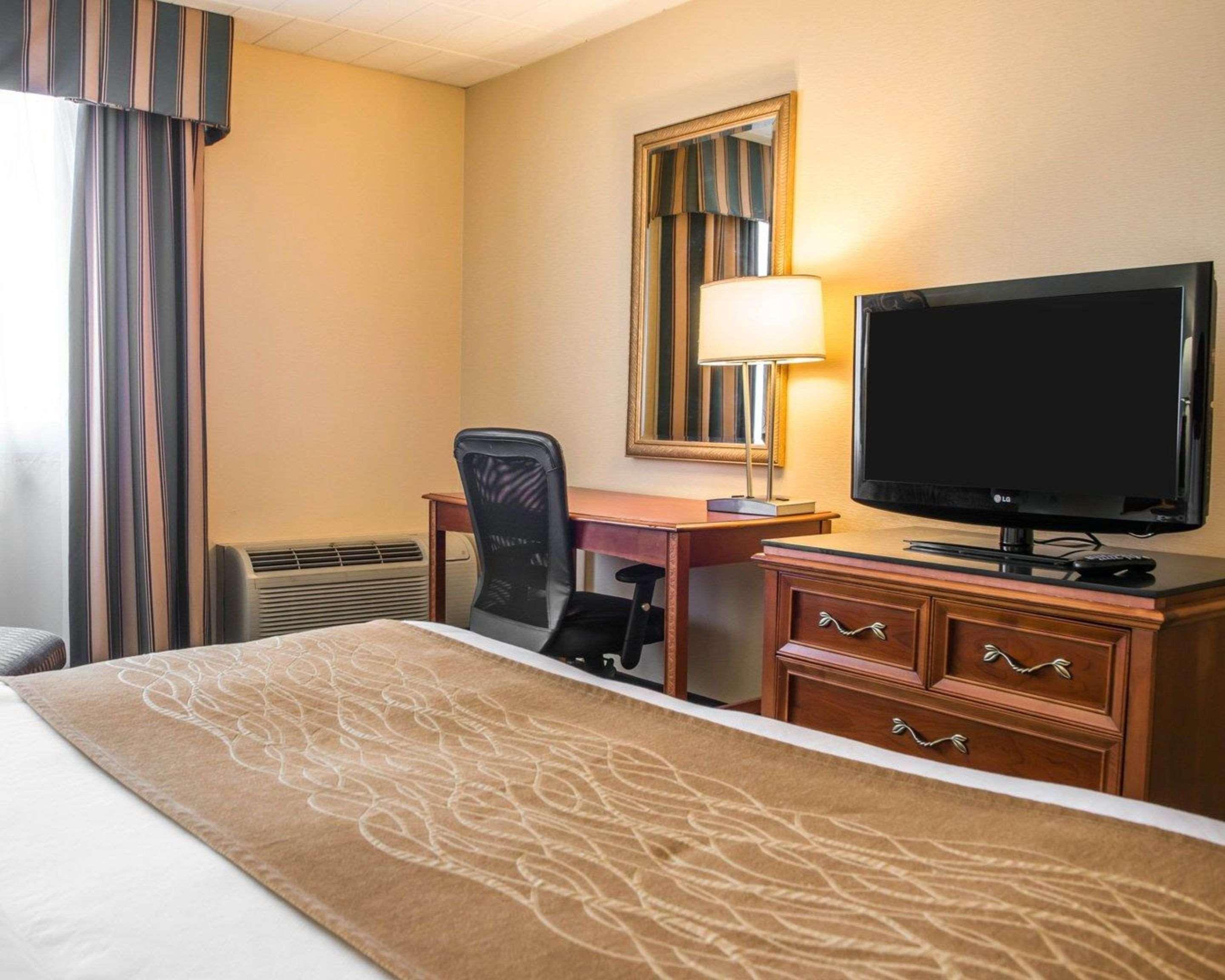 Mainstay Suites Verona Extérieur photo