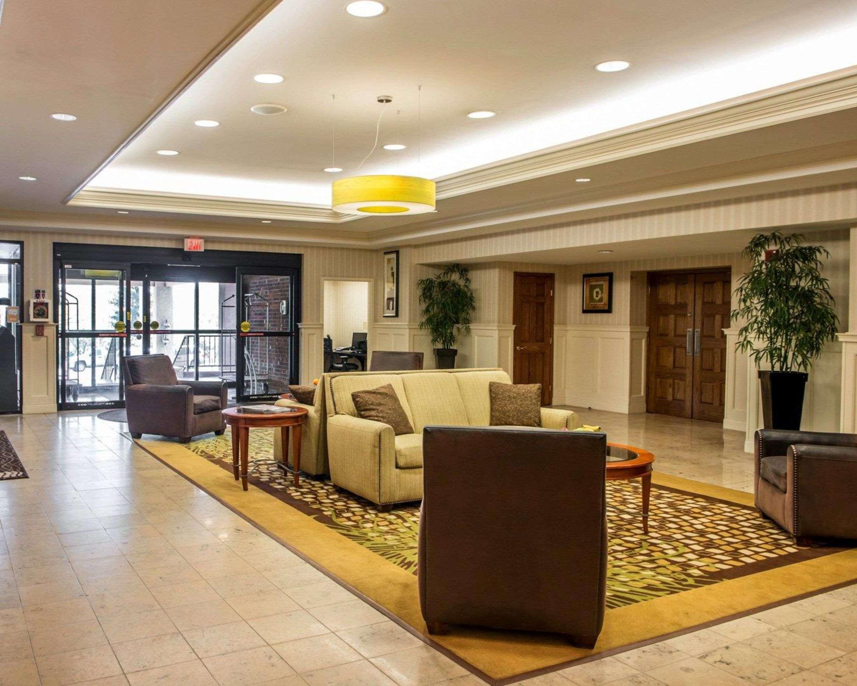 Mainstay Suites Verona Extérieur photo